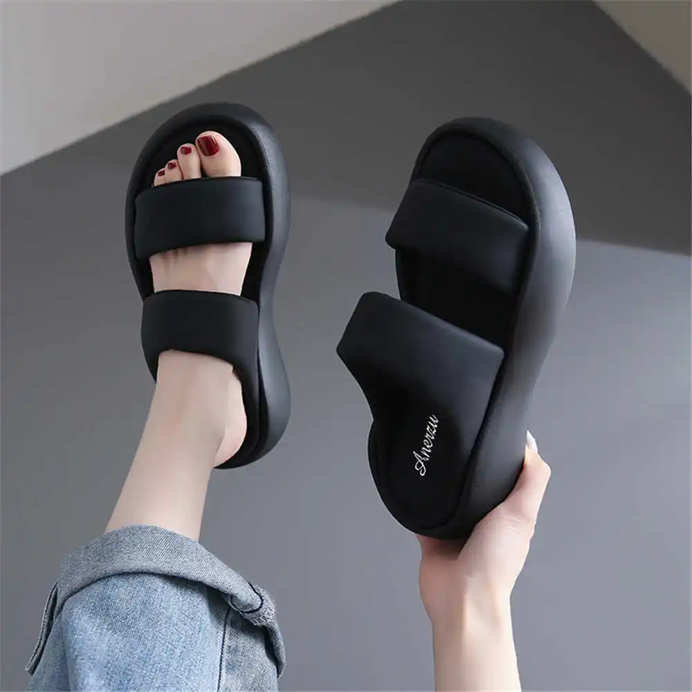 Size 39 Strips Summer Shoes Sa - огляд і ціна Outdoor Sport Outlet