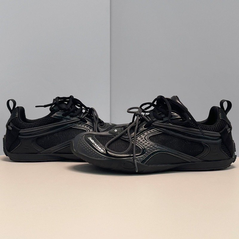 Classic Brand Comfortable Anti - огляд і ціна Outdoor Sport Brand Shoes